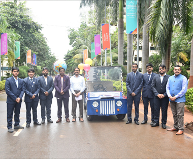 Pune Students develop Electric Car driver-less