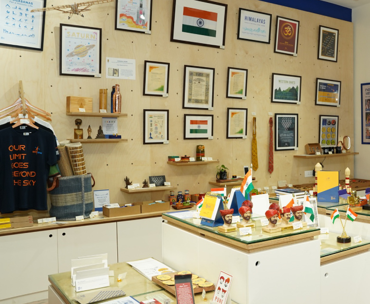 Shop official India Republic & ISRO souvenirs at Pune's only Phygital Store Lounge