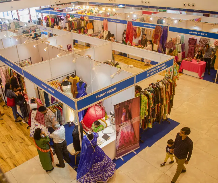 Live: Pune Kutchi Bazaar has rare & unique products to shop!