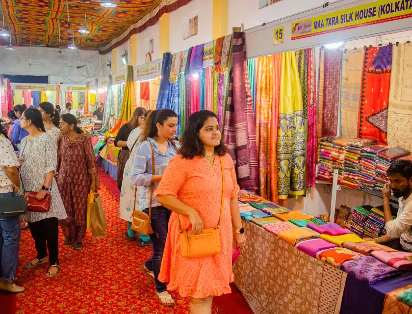 Weaves India Exhibition Sonal Hall Pune