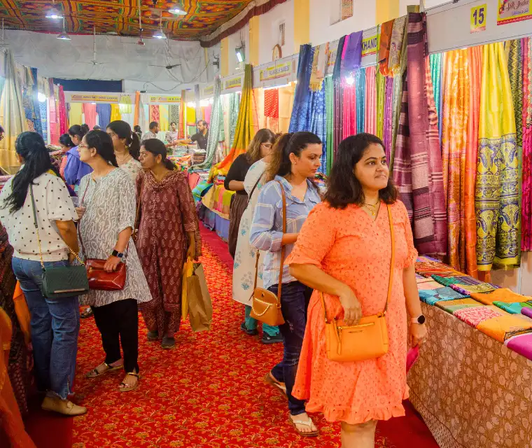 Weaves India Exhibition Sonal Hall Pune