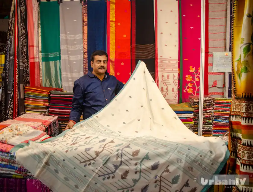 Weaves India Handloom Exhibition Sonal Hall