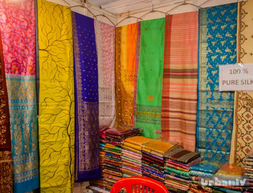 Weaves India Handloom Exhibition Sonal Hall