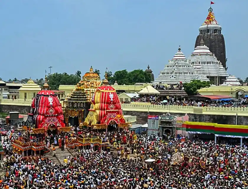 SPPU Pune opens the door to PG Diploma in Temple Management