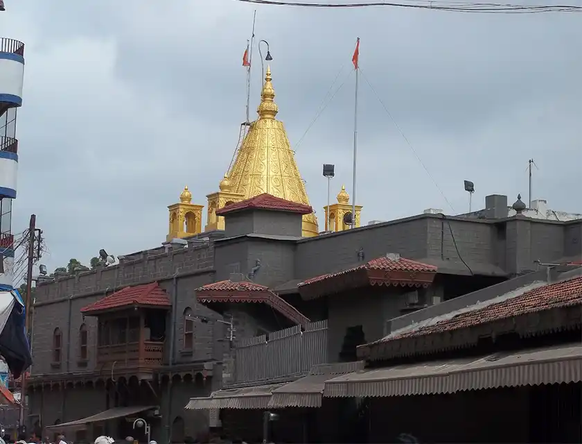 SPPU Pune opens the door to PG Diploma in Temple Management