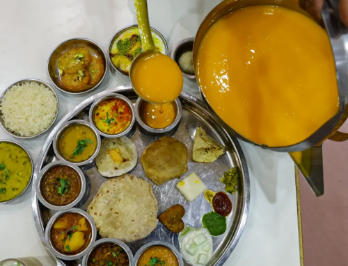 2025’s top unlimited Aamras thali restaurants of Pune! Hog on!