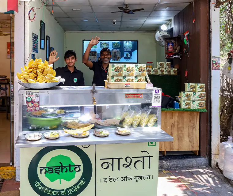 This Gujarati snacks joint is super trending among Pune foodies!
