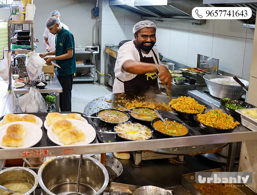 Pune's favorite Relax Pavbhaji opens 7th branch near JW Marriott!