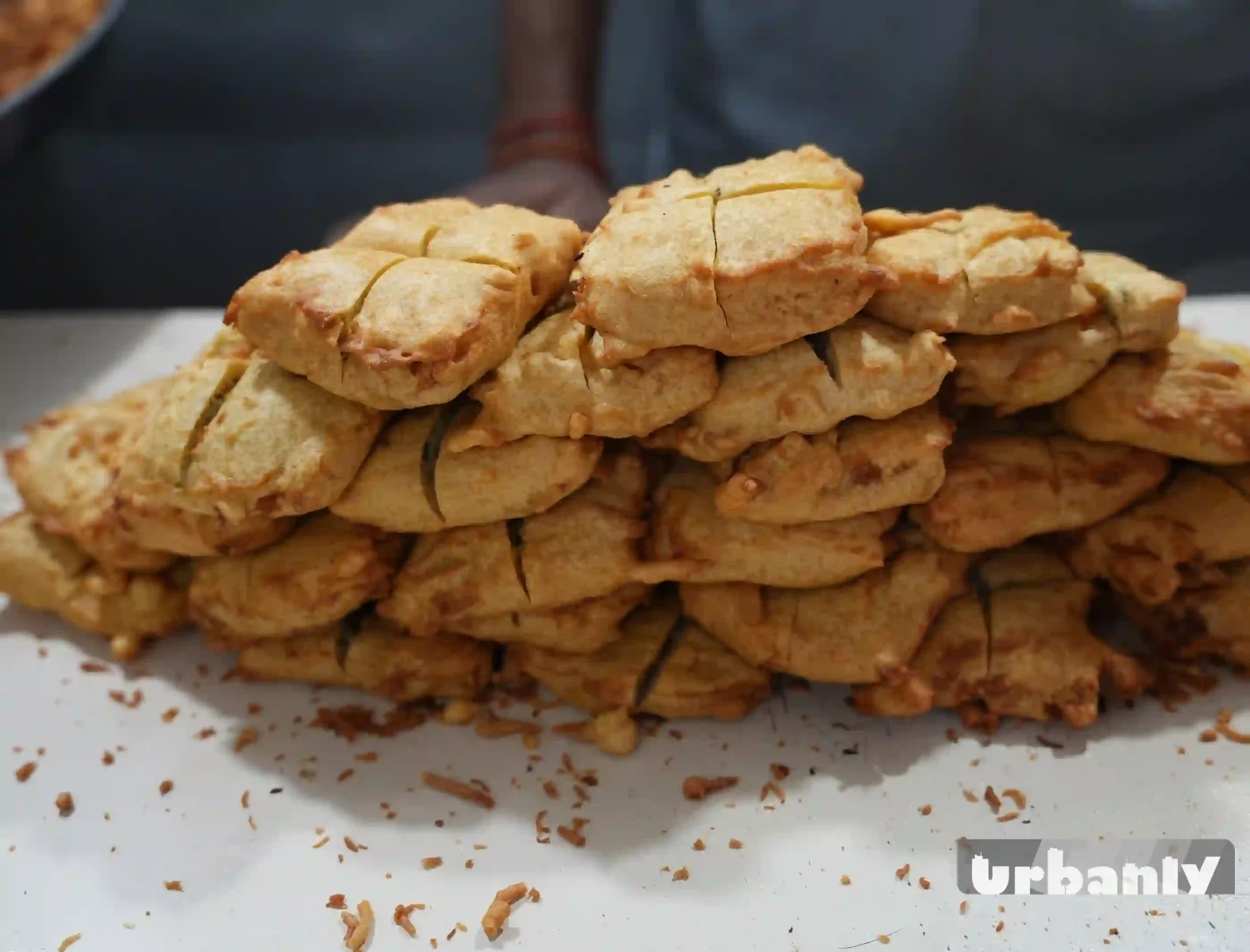 Sonal Snacks in Guruwar Peth- Pune's OG Bread Pattice!