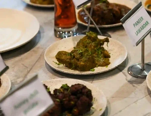 This restaurant in Karvenagar is THE spot for Akhad feast in Pune!