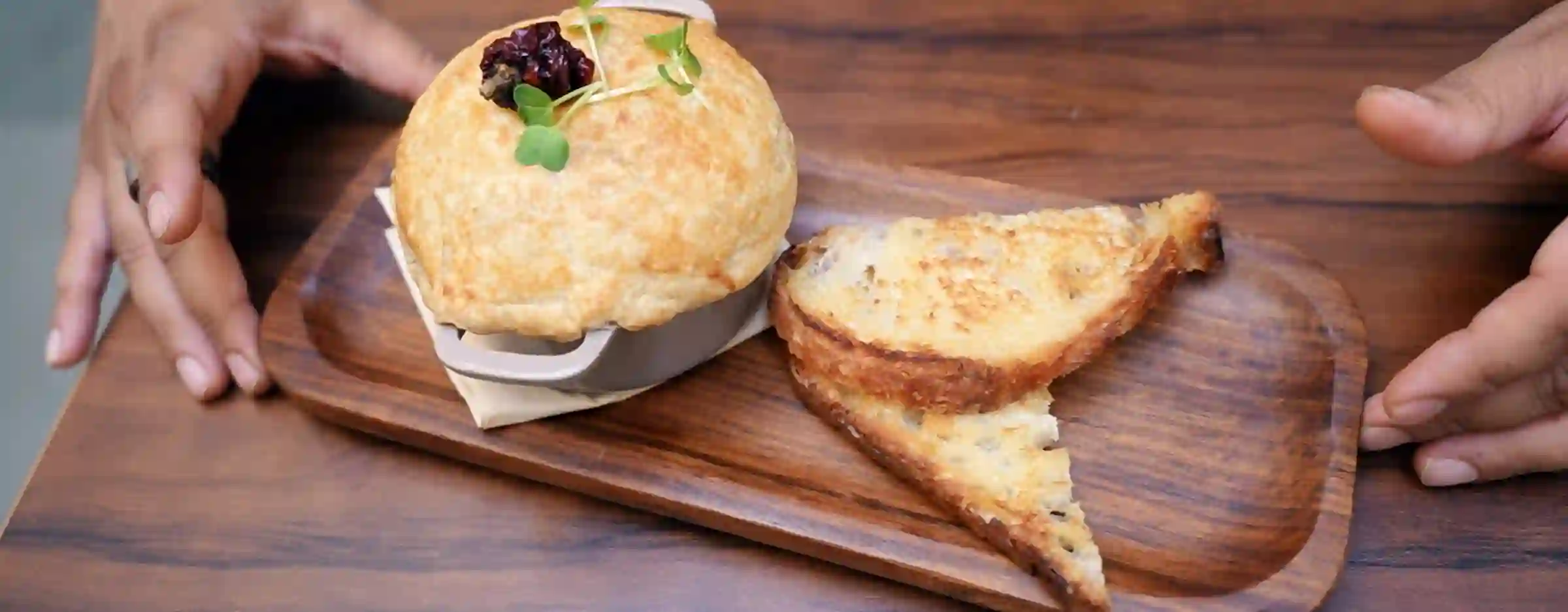 Le Artos, Pune- Combing bold Indian flavours with western bakes!